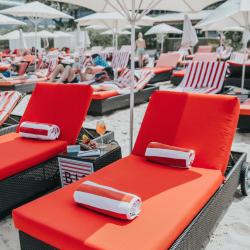Pašā jūras krastā, priežu mežu ielokā Tevi gaida viesnīca Baltic Beach Hotel & SPA 