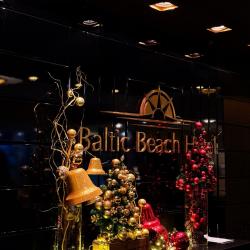 ✨ Katrs stūris mirdz. Katrs mirklis smaržo pēc Ziemassvētkiem.

Izbaudi Ziemassvētku noskaņu 