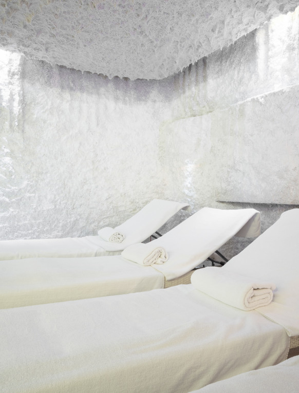 Salt cave 