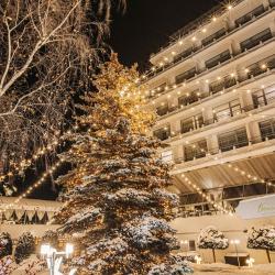 Pirmās Adventes brančs – svētku sezonas atklāšana ✨ 

30. novembrī, 13:00–18:00, aicinām izbaudīt izsmalcinātu Adventes branču View Restaurant – Seafood & Grill – sildošu karstvīnu, svētku garšas un dzīvo mūziku ar skatu uz jūru. 

Mūs priecēs arī Ziemassvētku vecītis, bet pasākuma kulminācijā plkst. 17:00 iedegsies svētku egle – mirklis, kas iezīmē Ziemassvētku laika sākumu. 