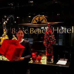 Ziemassvētku laikā novēlam mieru sirdī, siltumu domās un gaišus mirkļus kopā ar tiem, kas jums ir vistuvākie!✨

Lai Ziemassvētki atnes harmoniju, pateicību un jaunu iedvesmu ikdienai!

Priecīgus Ziemassvētkus vēlot,
Baltic Beach Hotel & SPA 